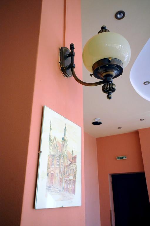 Hotel Everest Târgu-Mureş Buitenkant foto